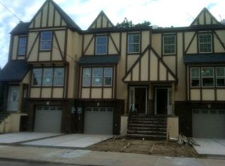 150 Scranton Ave, Lynbrook, NY 11563