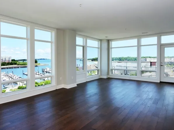 23 Shipyard Dr APT 401, Hingham, MA 02043