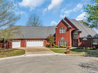 910 Oak Tree Loop, Ardmore, OK 73401