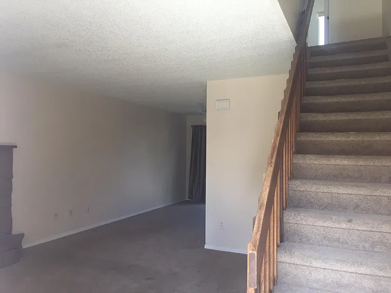 3090 Starlight Cir — Photo 11