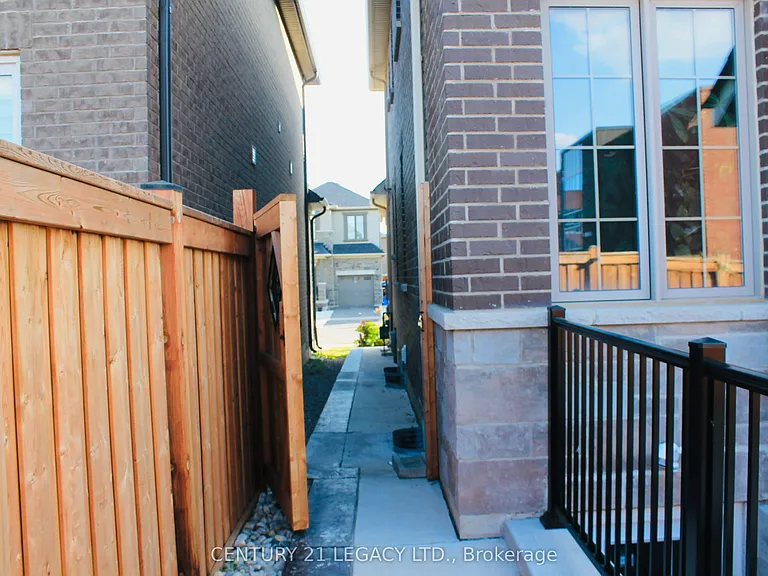 1267 Kovachik Blvd — Photo 2