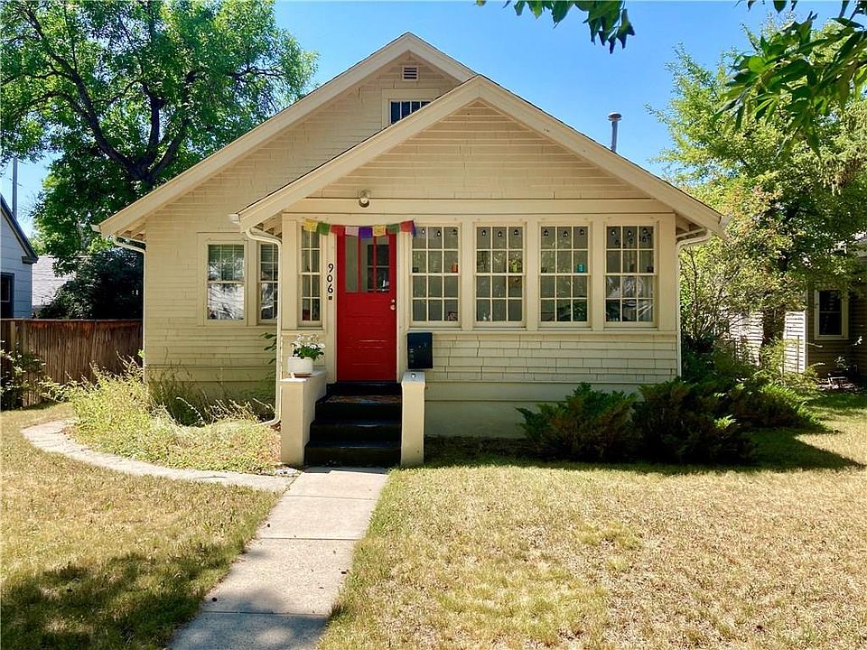1st image of 906 N 31st St