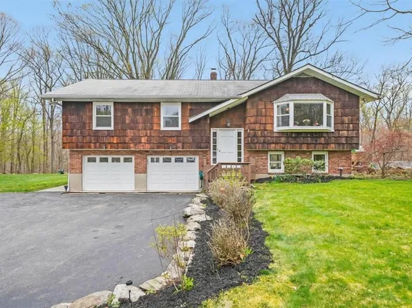 40 N 1st Street, Cortlandt Manor, NY 10567