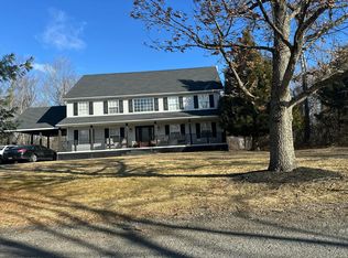 7 Vanderbilt Dr, Highland Mills, NY 10930