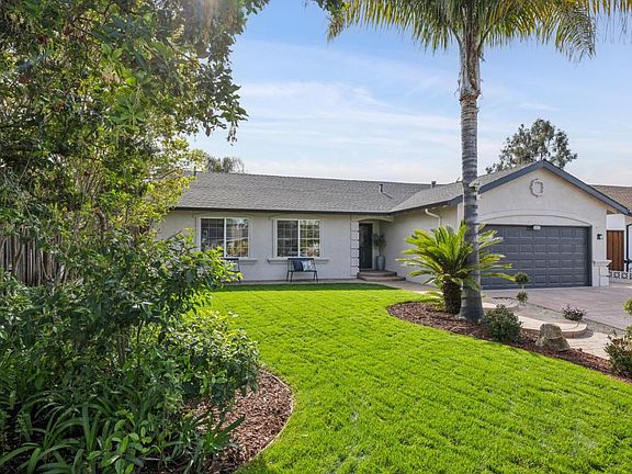 3rd image of 38823 Bluegrass Ct