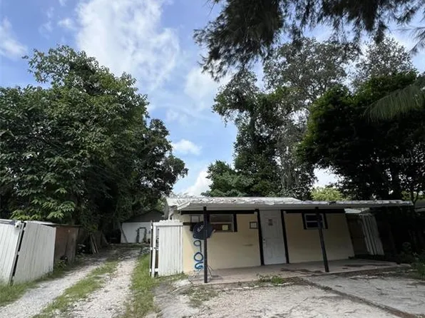 8906 N Albany Ave, Tampa, FL 33604