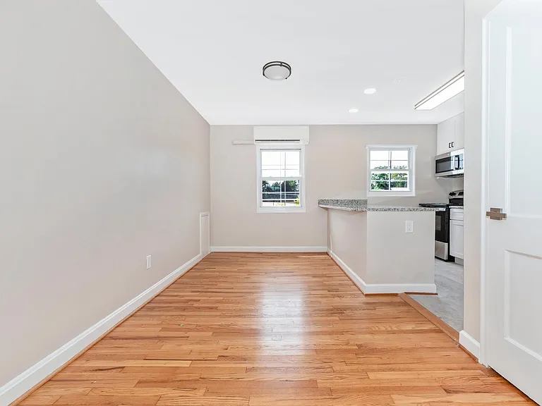 Parkview — Photo 14