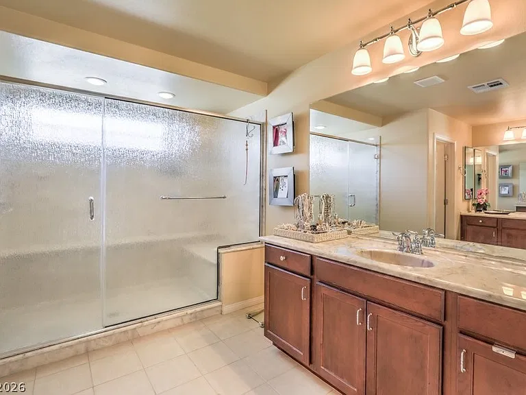 6437 Grand Mayne Ct — Photo 27
