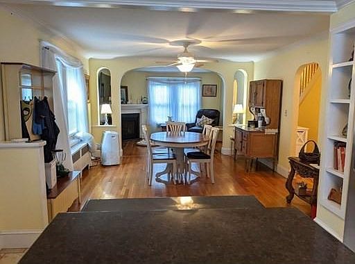 3rd image of 7 Morse Pl