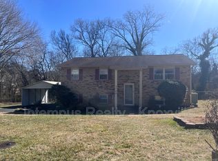 7748 Queensbury Dr, Knoxville, TN 37919