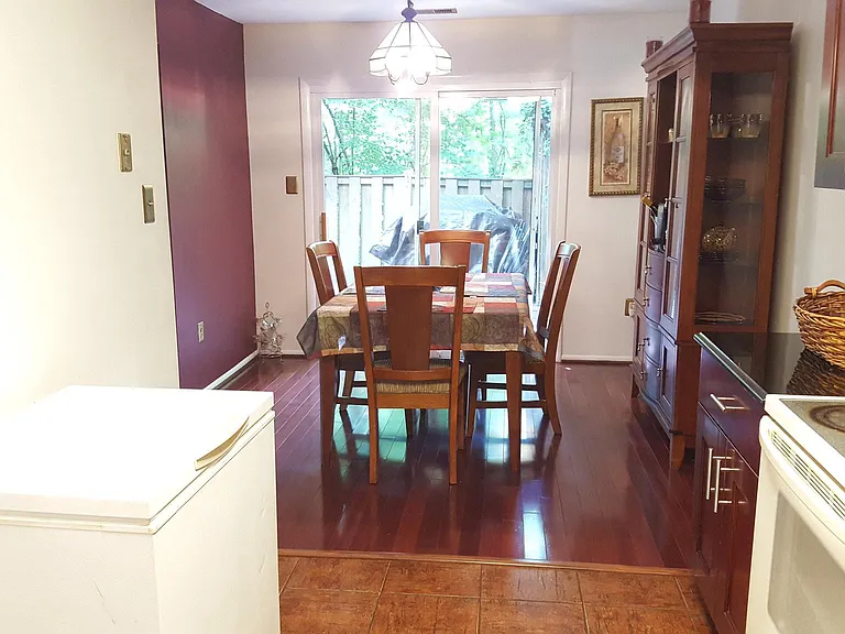 10699 Spring Oak Ct — Photo 8