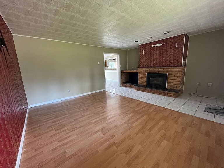 5508 Bostwick St — Photo 9
