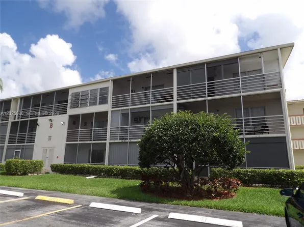 77 Preston Way #B, Boca Raton, FL 33434