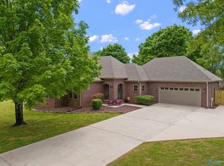 235 Sawmill Rd, Huntsville, AL 35811