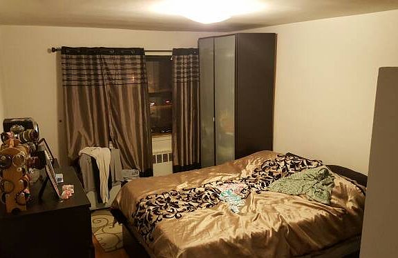 2nd image of 40 Fleetwood Ave APT 3H