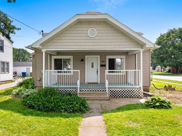 845 Ash St, De Pere, WI 54115