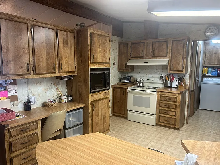 9002 E Citrus Ln S — Photo 5