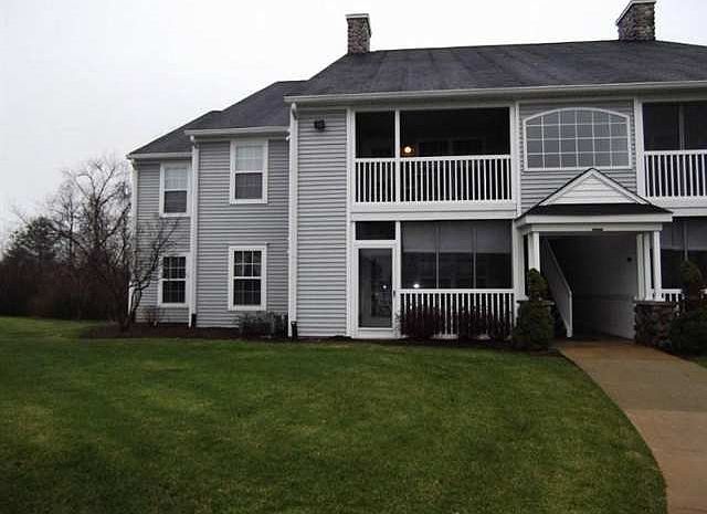 1st image of 779 W Barrington Cir