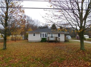 1455 W Duck Lake Rd, Muskegon, MI 49445