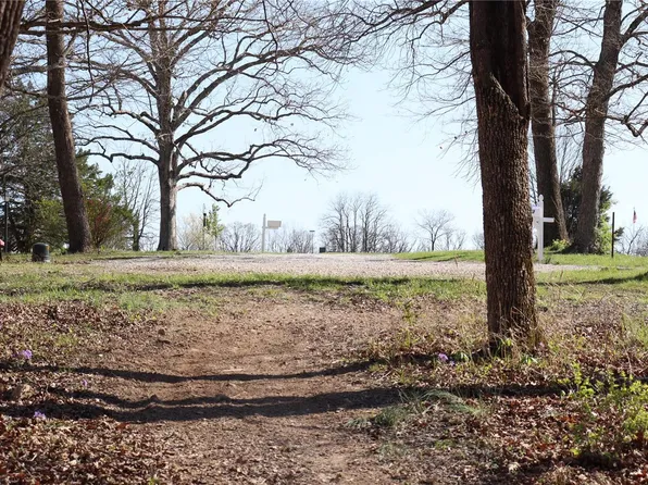 300 Long View Trl, Festus, MO 63028