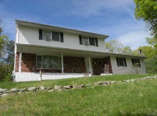 140 Scott Dr, Stroudsburg, PA