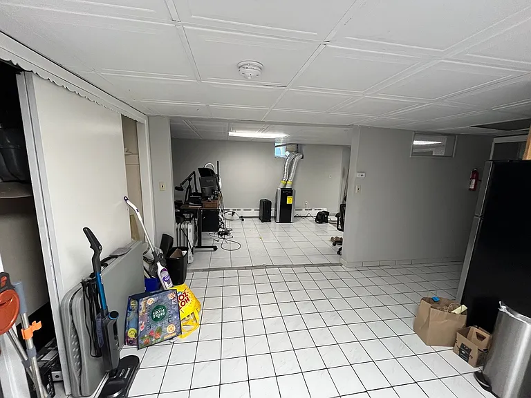 Liberty Pl — Photo 6