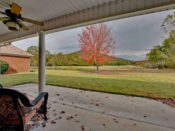 3rd image of 3020 Cobble Farms Dr SE