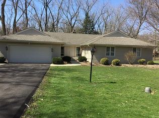 356 Windsor Ln, Inverness, IL 60010