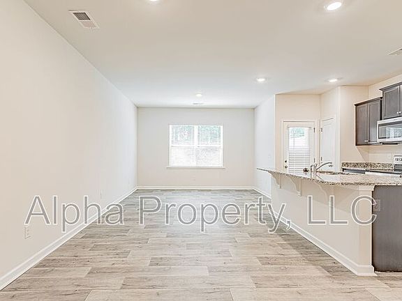 4th image of 413 Sea Grit Ct