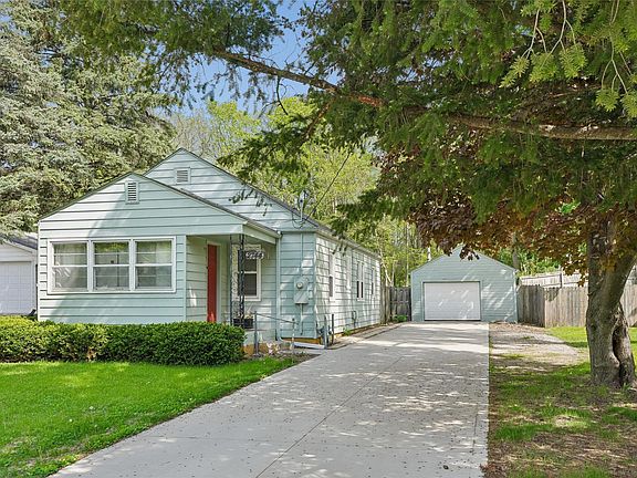 2nd image of 2744 E Douglas Ave