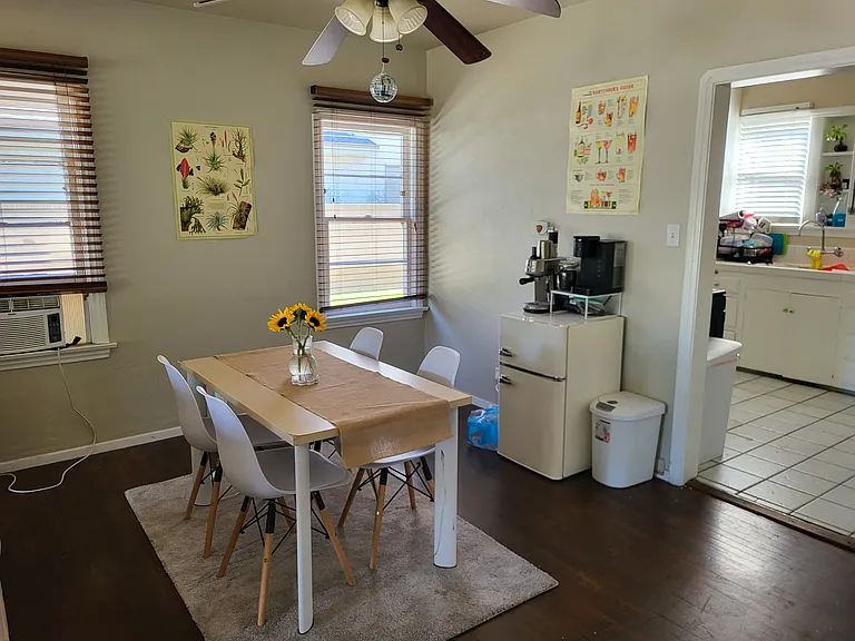 950 W Almond Ave — Photo 26