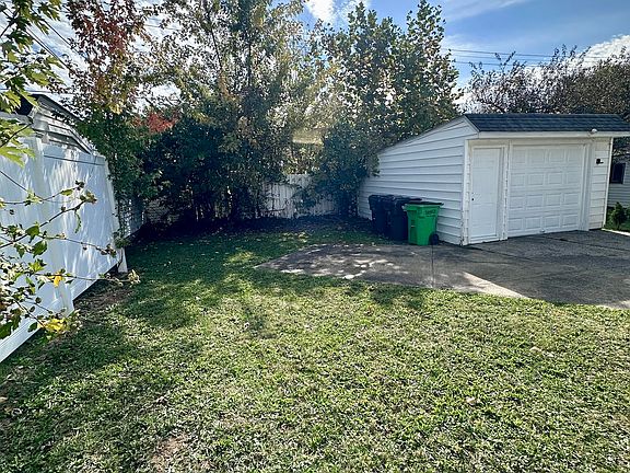 5th image of 12818 Park Knoll Dr