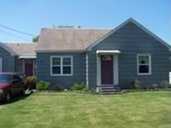 119 McKinley St, Burlington, WA 98233