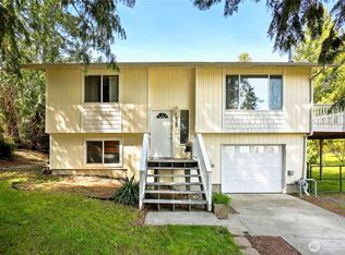 868 California Ave E, Pt Orchard, WA 98366