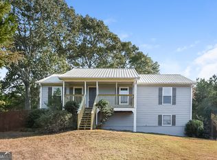 16 Fairfield Way, Cartersville, GA 30120