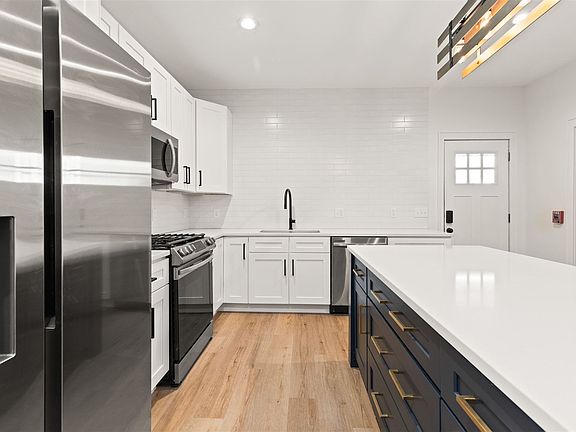 5th image of 374 E Grand Blvd #1B