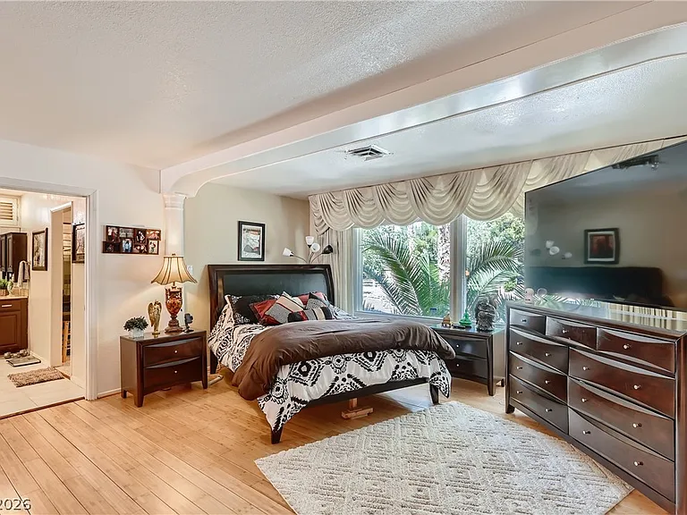 7082 Mira Vista St — Photo 21