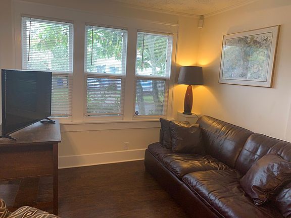 3rd image of 1401 7th Ave N APT 1