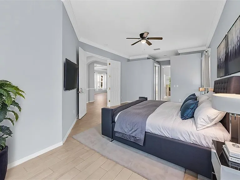 8507 Saint Marino Blvd — Photo 22