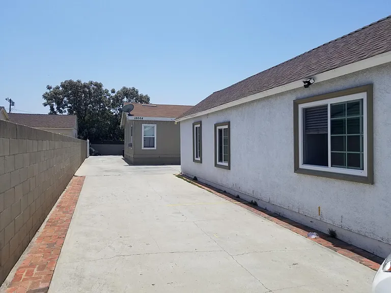 18662 E Vine Ave #A — Photo 3