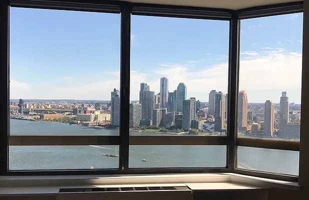 Rented by Corcoran | media 27