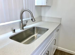425 South Alexandria Ave, Los Angeles, CA 90020
