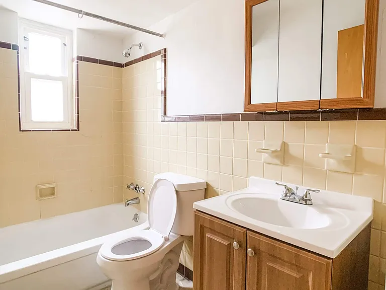 Bathroom #4