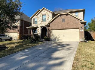 208 Forest Peak Way, Montgomery, TX 77316