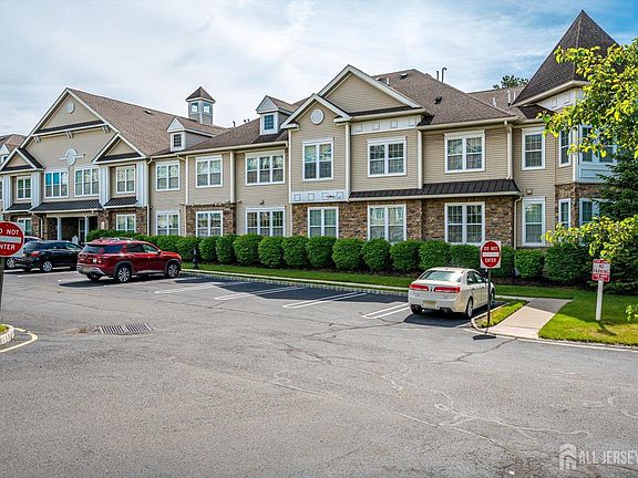 3rd image of 4110 Cedar Village Blvd