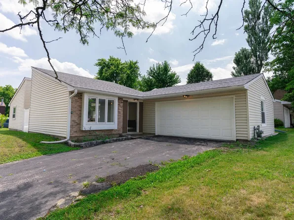 129 Highbury Dr, Elgin, IL 60120