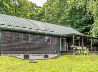 704 Old Crellin Rd, Oakland, MD 21550