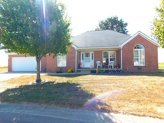 2nd image of 1021 S Creek Dr W