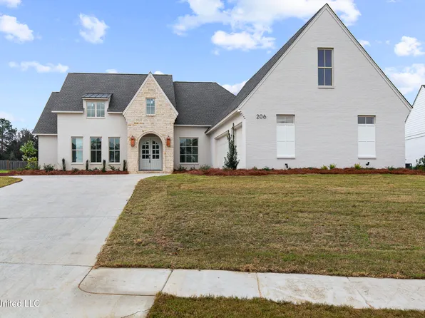 206 Parke Dr, Ridgeland, MS 39157