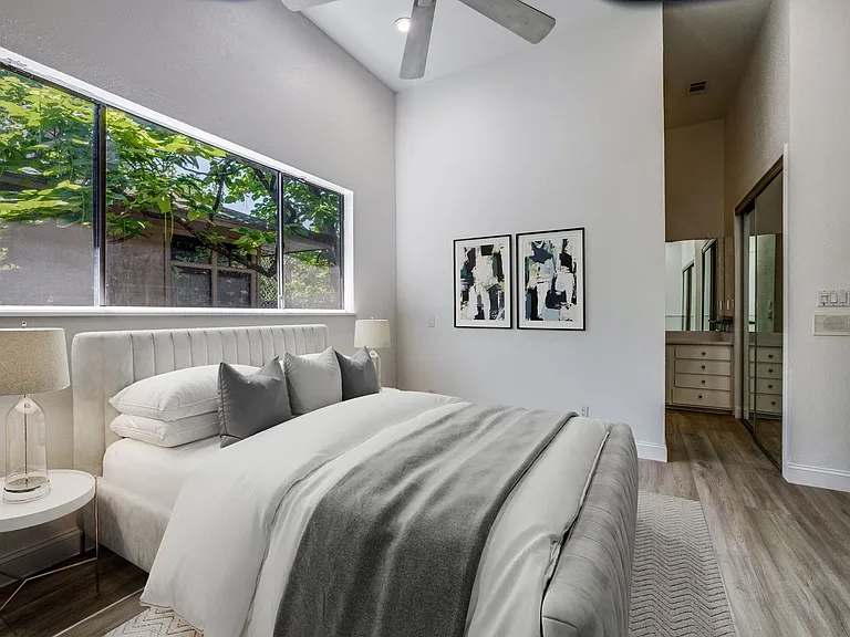 3610 Routh St — Photo 28